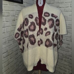 Anna & Ava Cream and Pink Leopard Cardigan